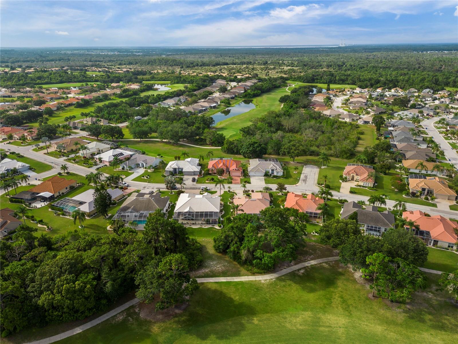 SUN CITY CENTER UNIT 257 PH II LOT 28 BLOCK 4 - Residential