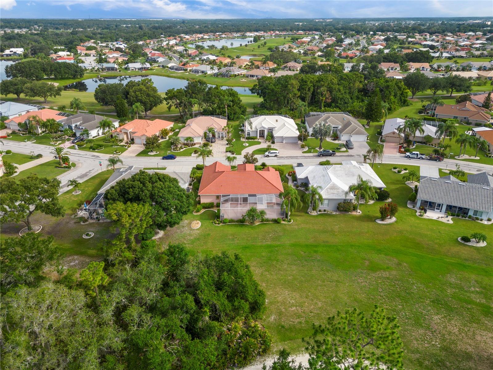 SUN CITY CENTER UNIT 257 PH II LOT 28 BLOCK 4 - Residential