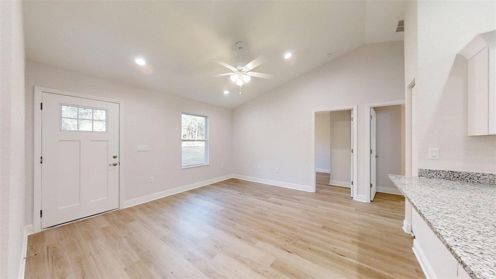 RAINBOW LAKES ESTATES - Residential