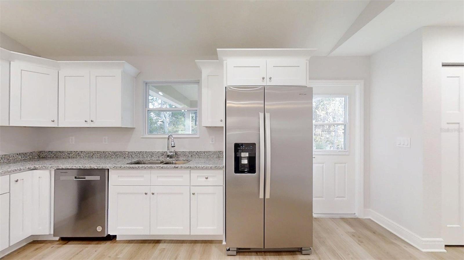 RAINBOW LAKES ESTATES - Residential