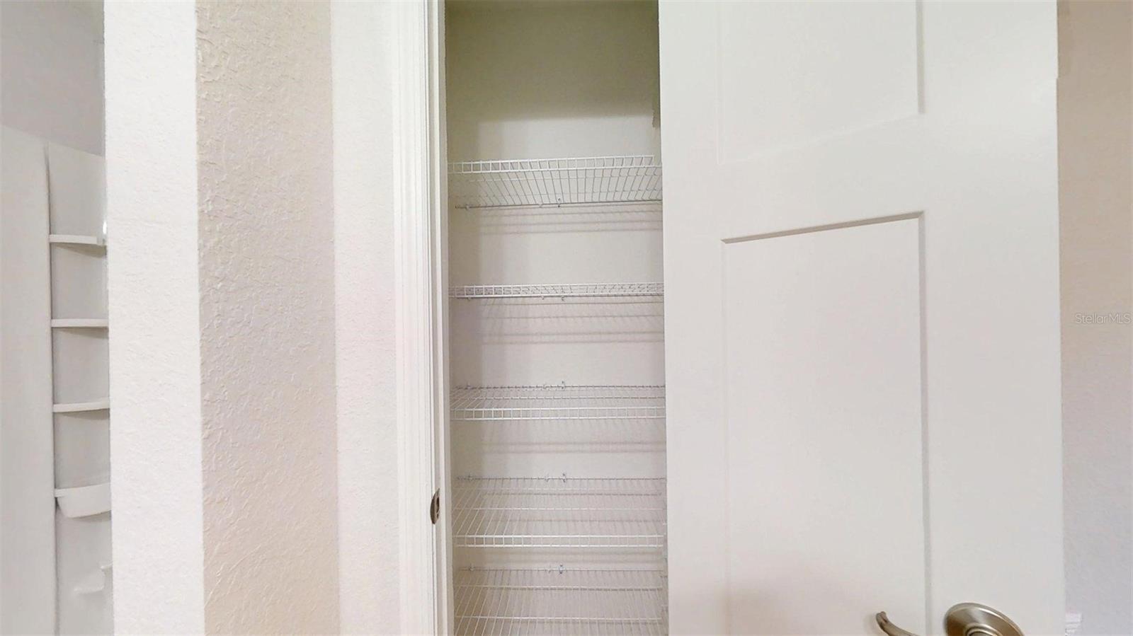 RAINBOW LAKES ESTATES - Residential