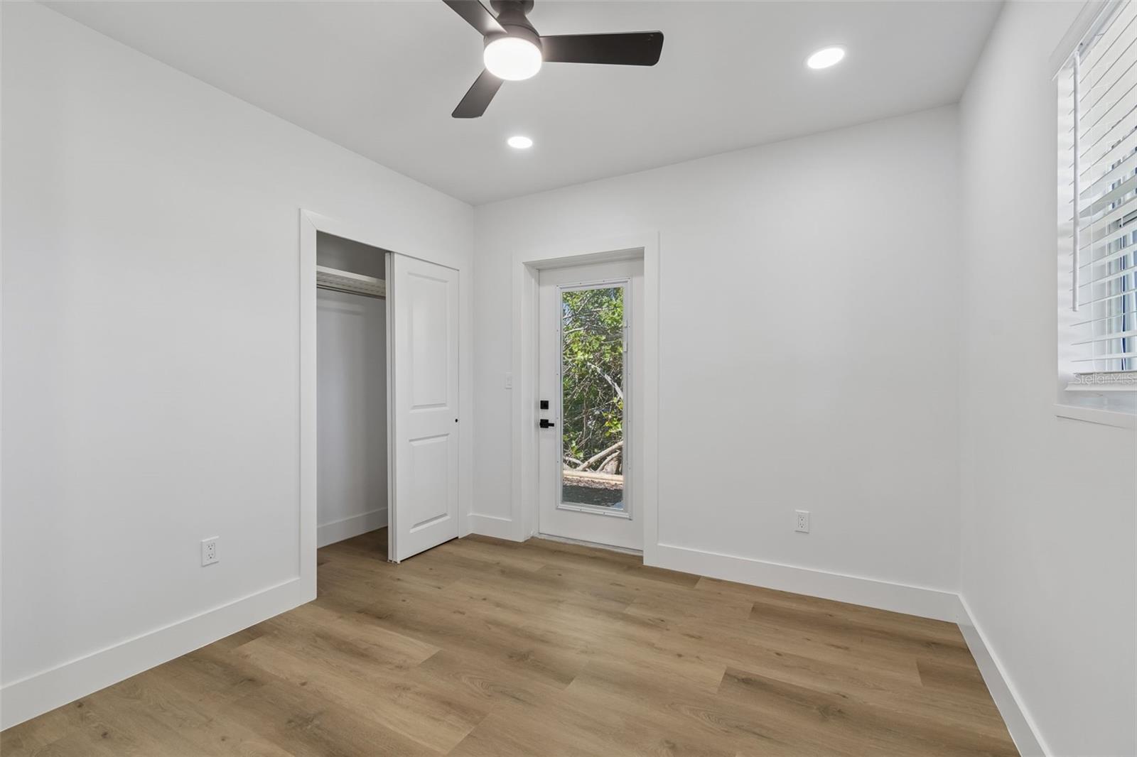 SHORE ACRES BUTTERFLY LAKE REP - Residential