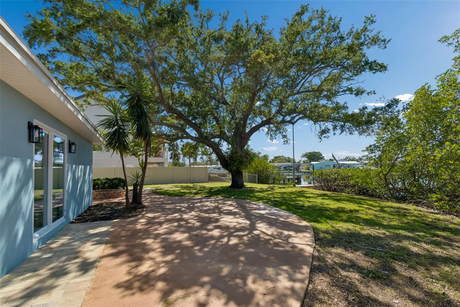 SHORE ACRES BUTTERFLY LAKE REP - Residential