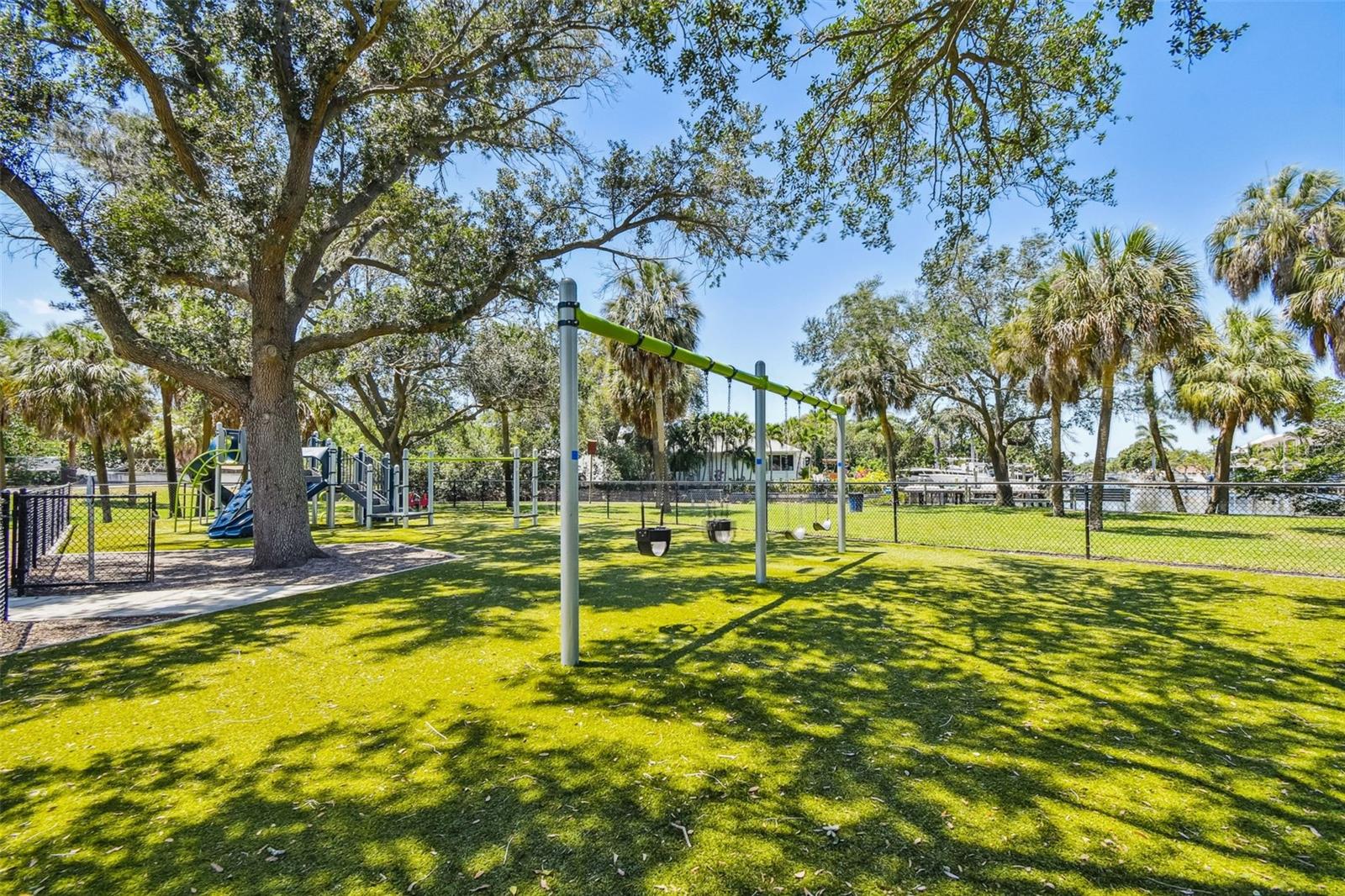 SHORE ACRES BUTTERFLY LAKE REP - Residential