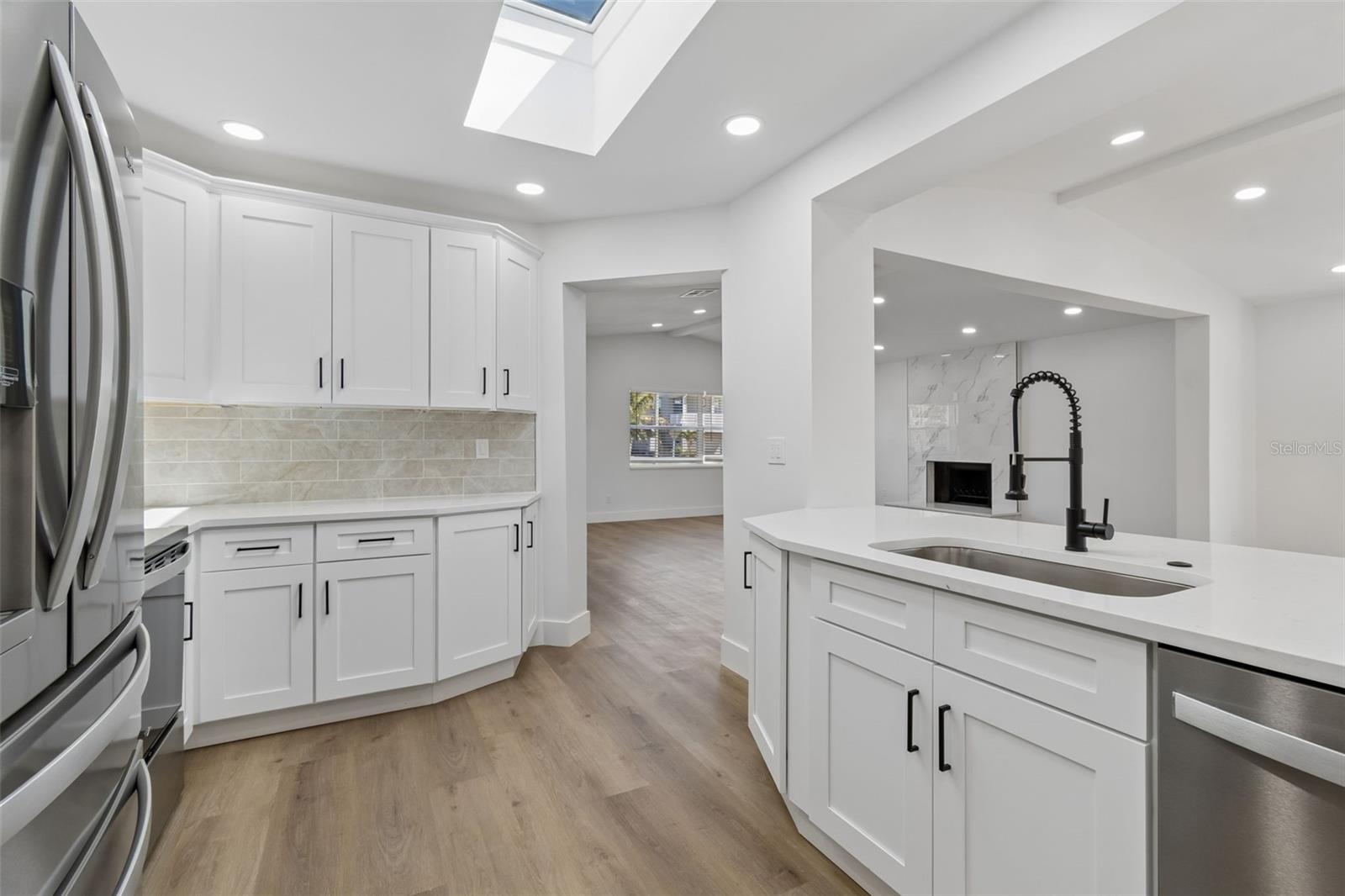 SHORE ACRES BUTTERFLY LAKE REP - Residential