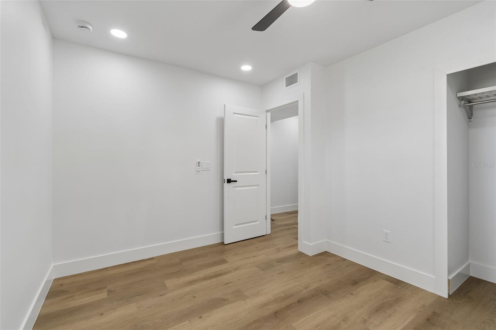 SHORE ACRES BUTTERFLY LAKE REP - Residential