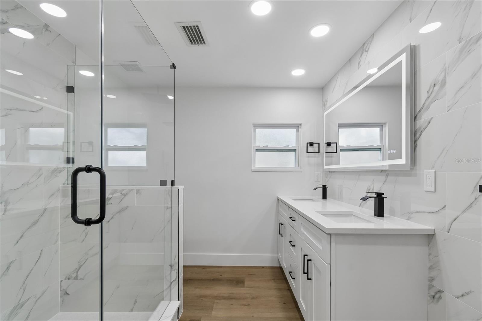 SHORE ACRES BUTTERFLY LAKE REP - Residential