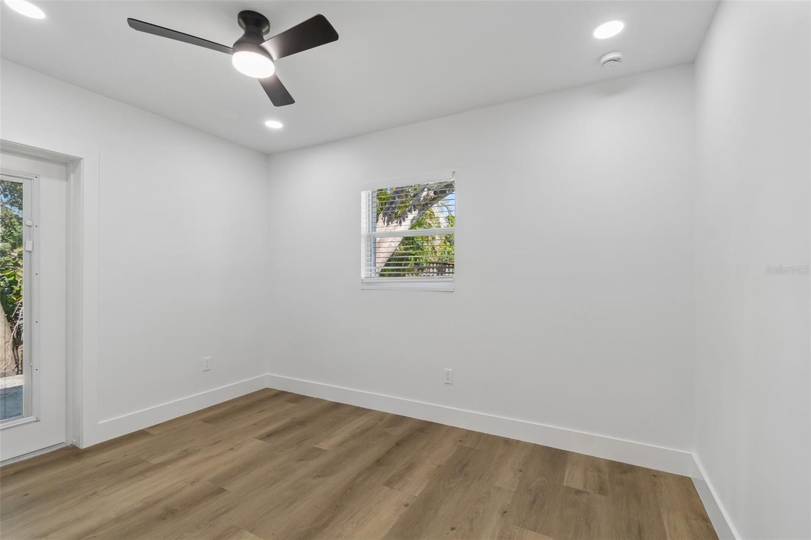 SHORE ACRES BUTTERFLY LAKE REP - Residential