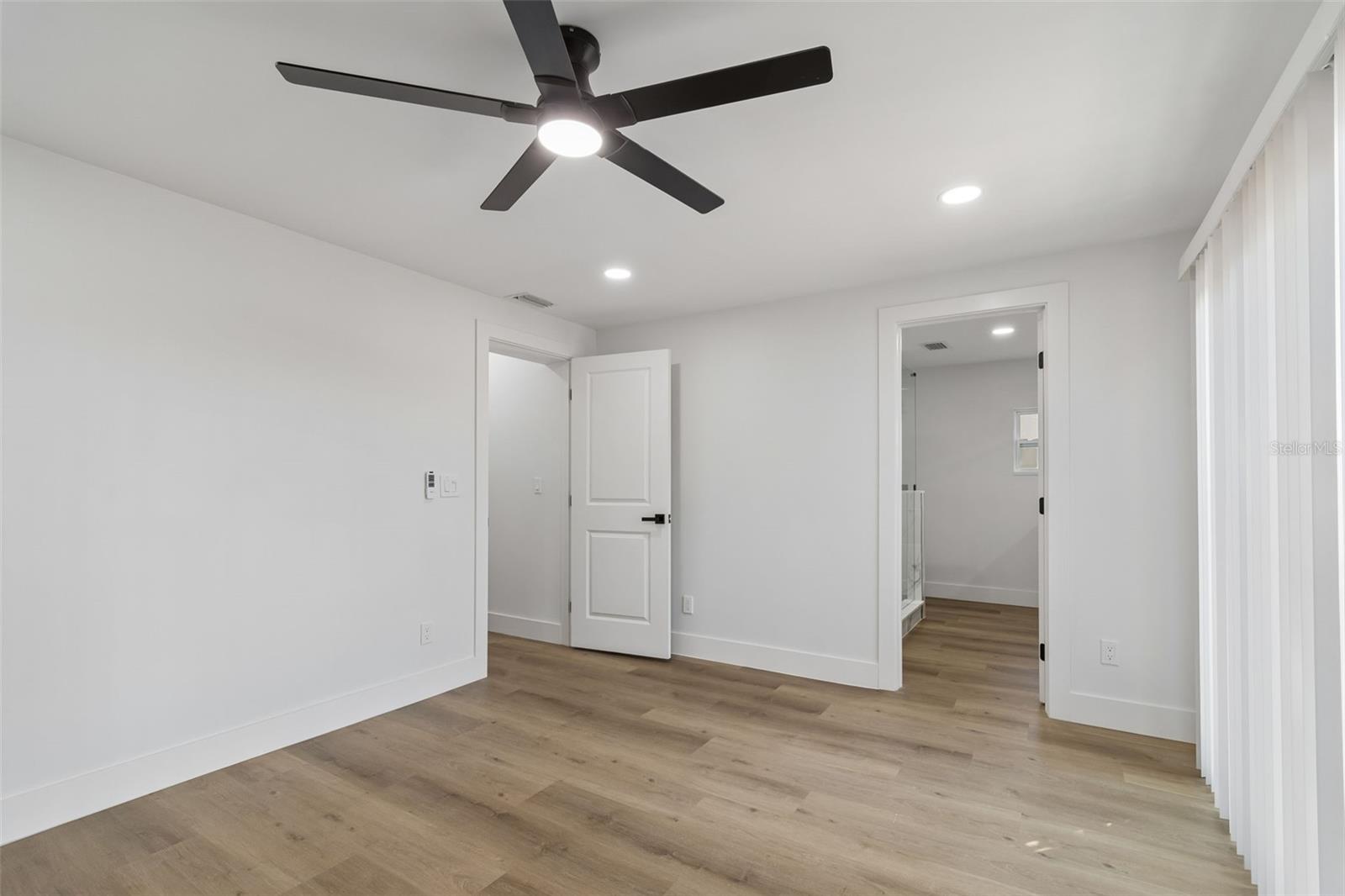 SHORE ACRES BUTTERFLY LAKE REP - Residential