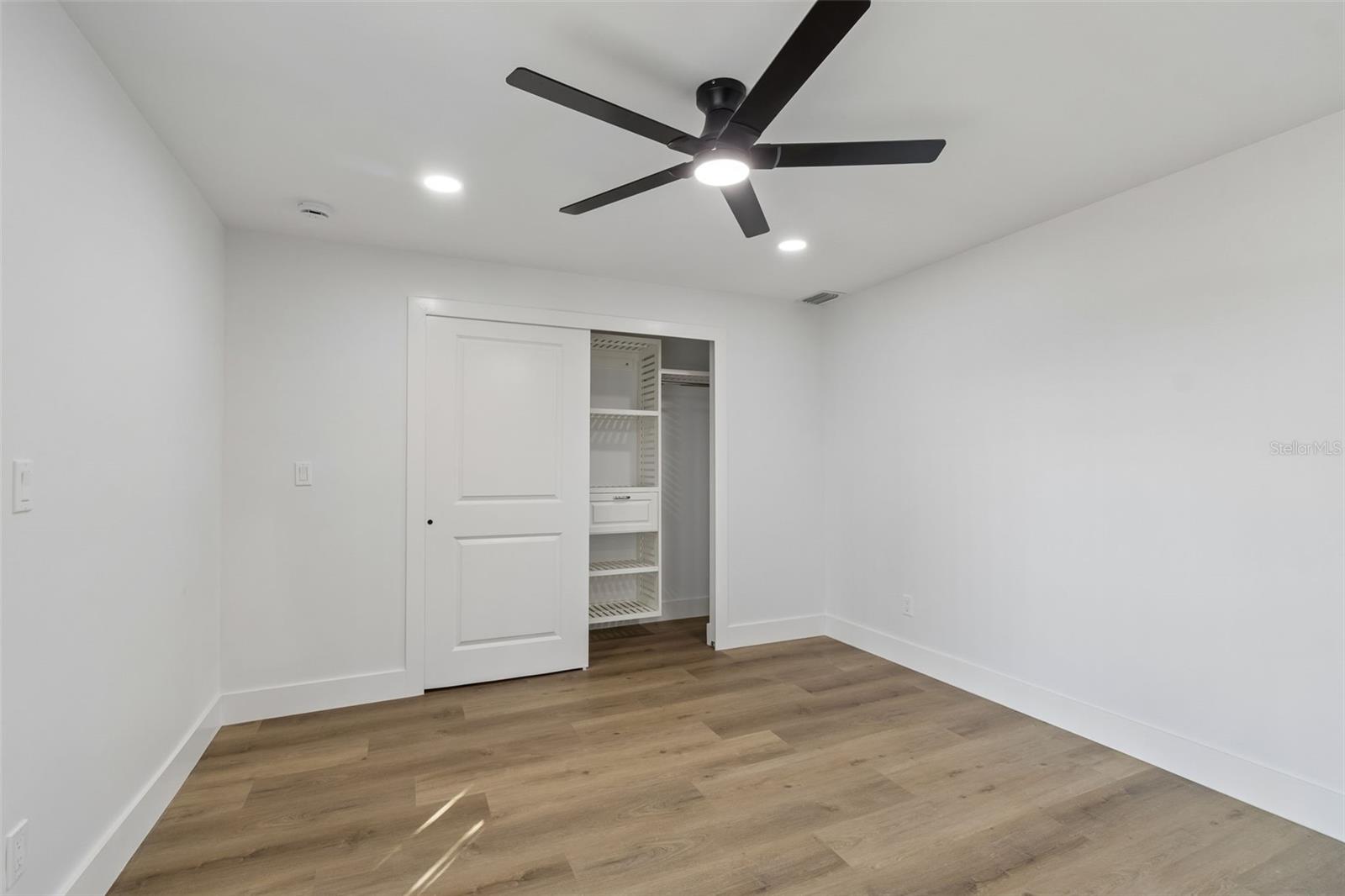 SHORE ACRES BUTTERFLY LAKE REP - Residential