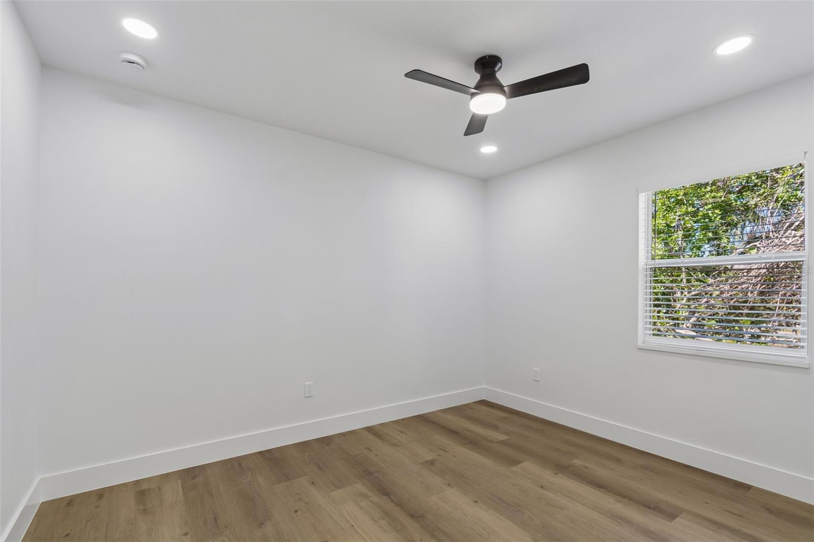 SHORE ACRES BUTTERFLY LAKE REP - Residential