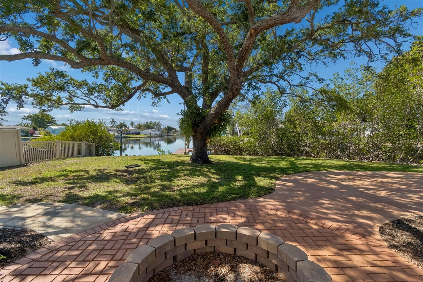 SHORE ACRES BUTTERFLY LAKE REP - Residential