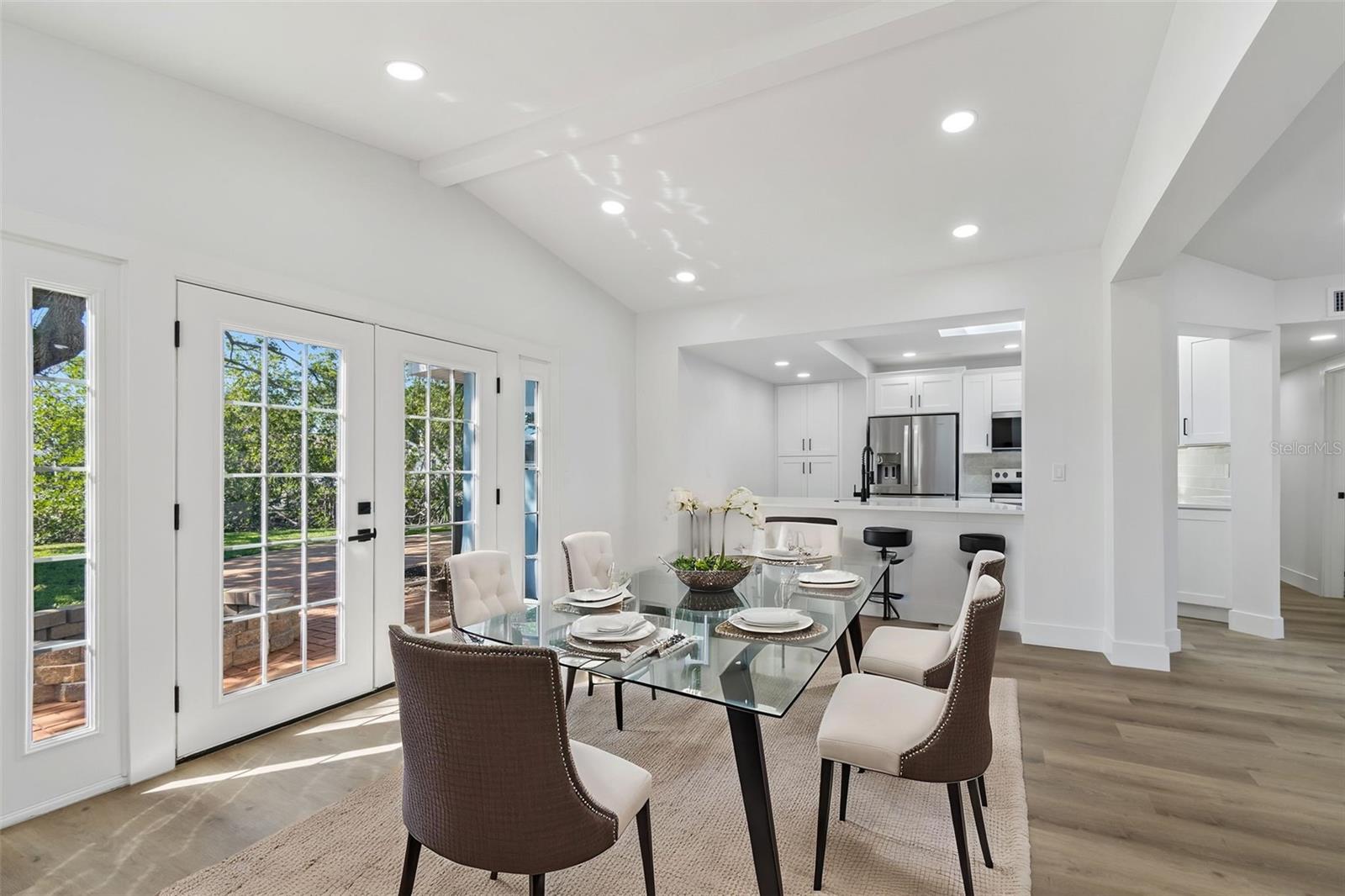 SHORE ACRES BUTTERFLY LAKE REP - Residential