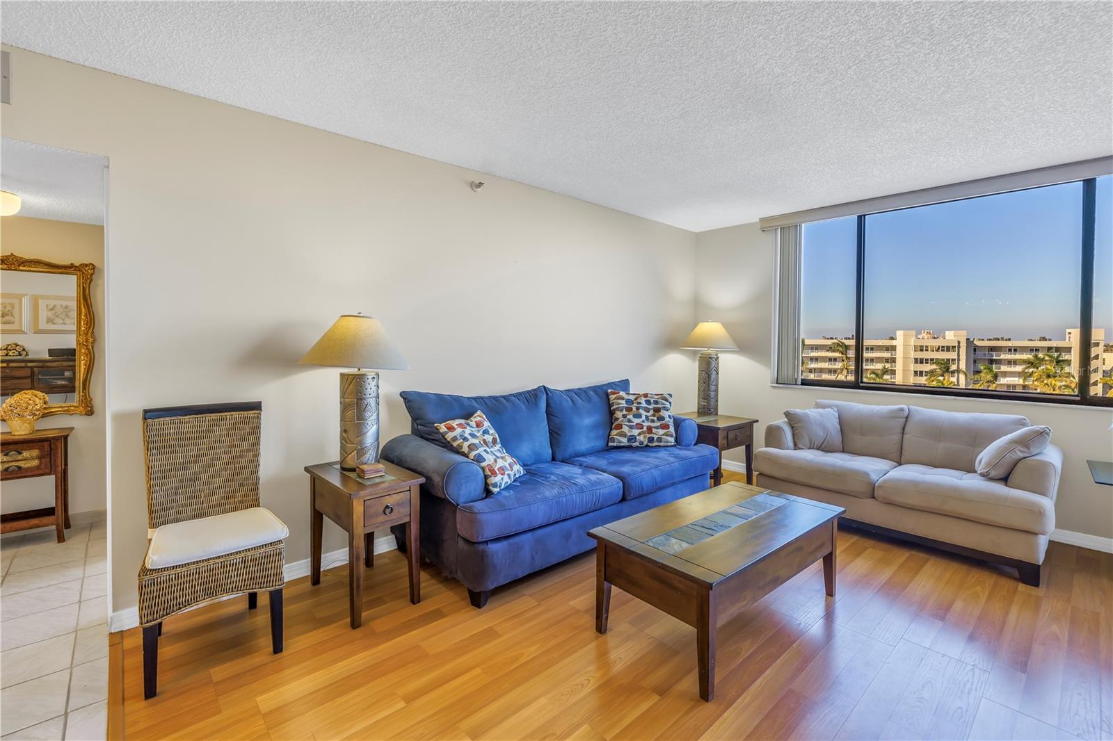 BAHIA DEL MAR IV - Residential