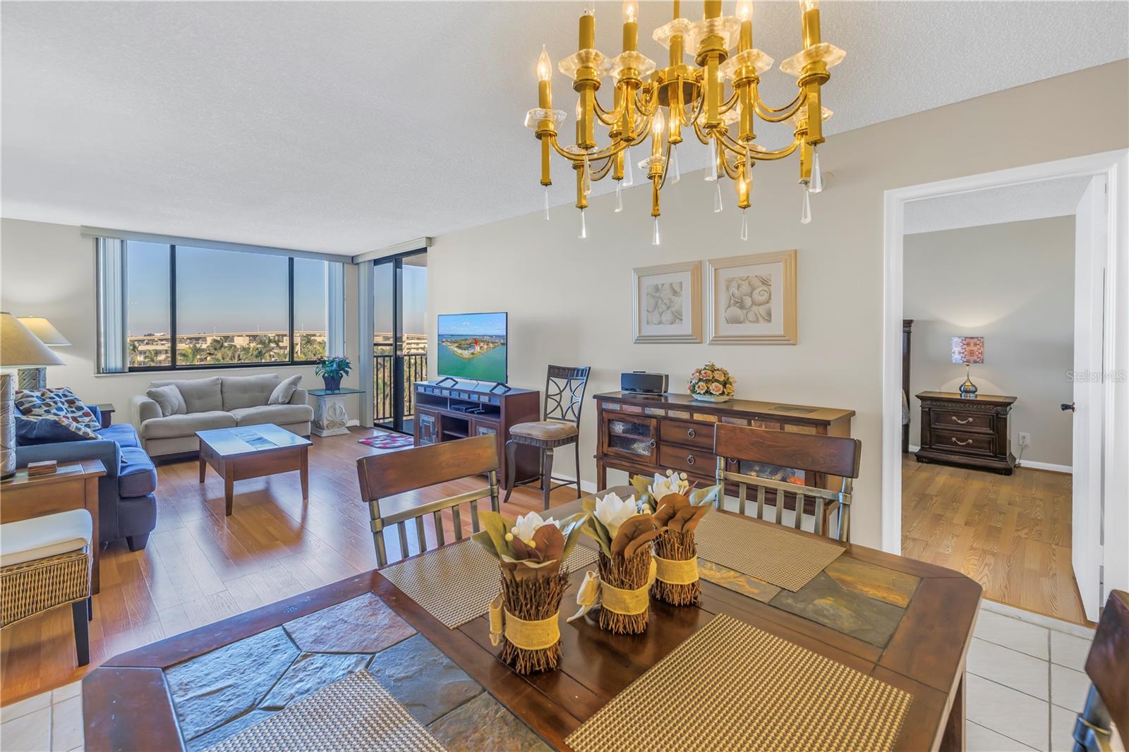 BAHIA DEL MAR IV - Residential