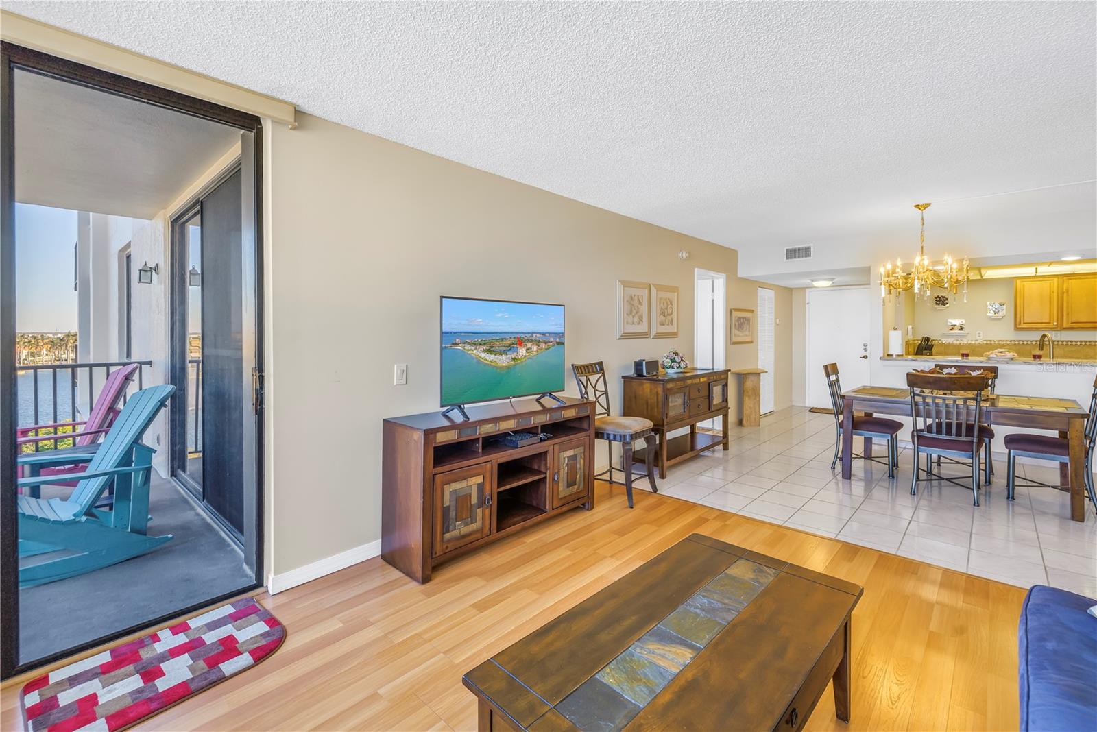 BAHIA DEL MAR IV - Residential