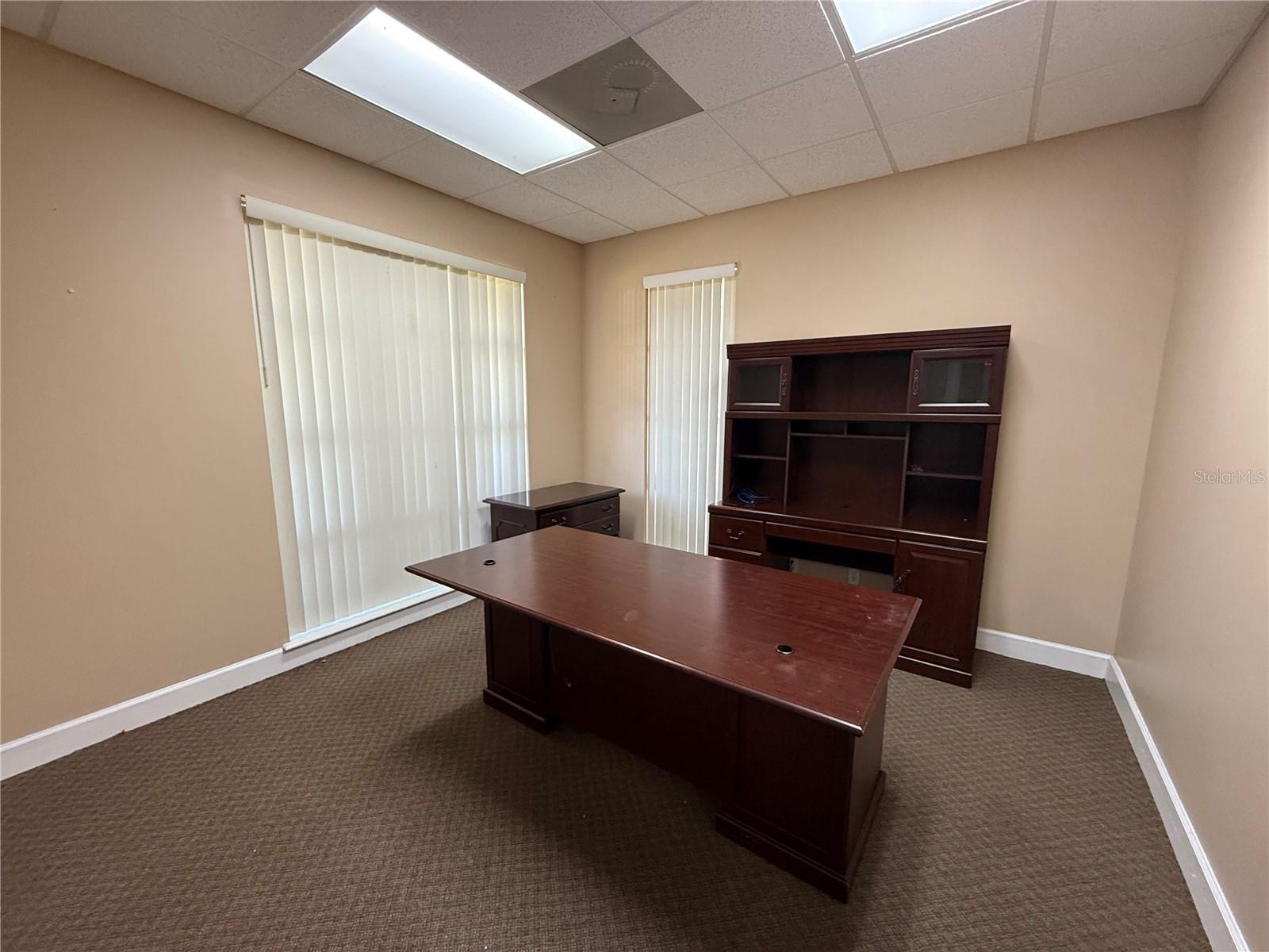 HIGHLANDS PROFESSIONAL CENTER 02 - Commercial Lease