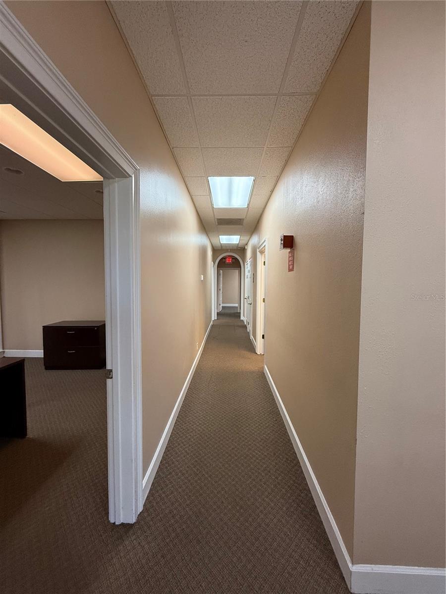 HIGHLANDS PROFESSIONAL CENTER 02 - Commercial Lease