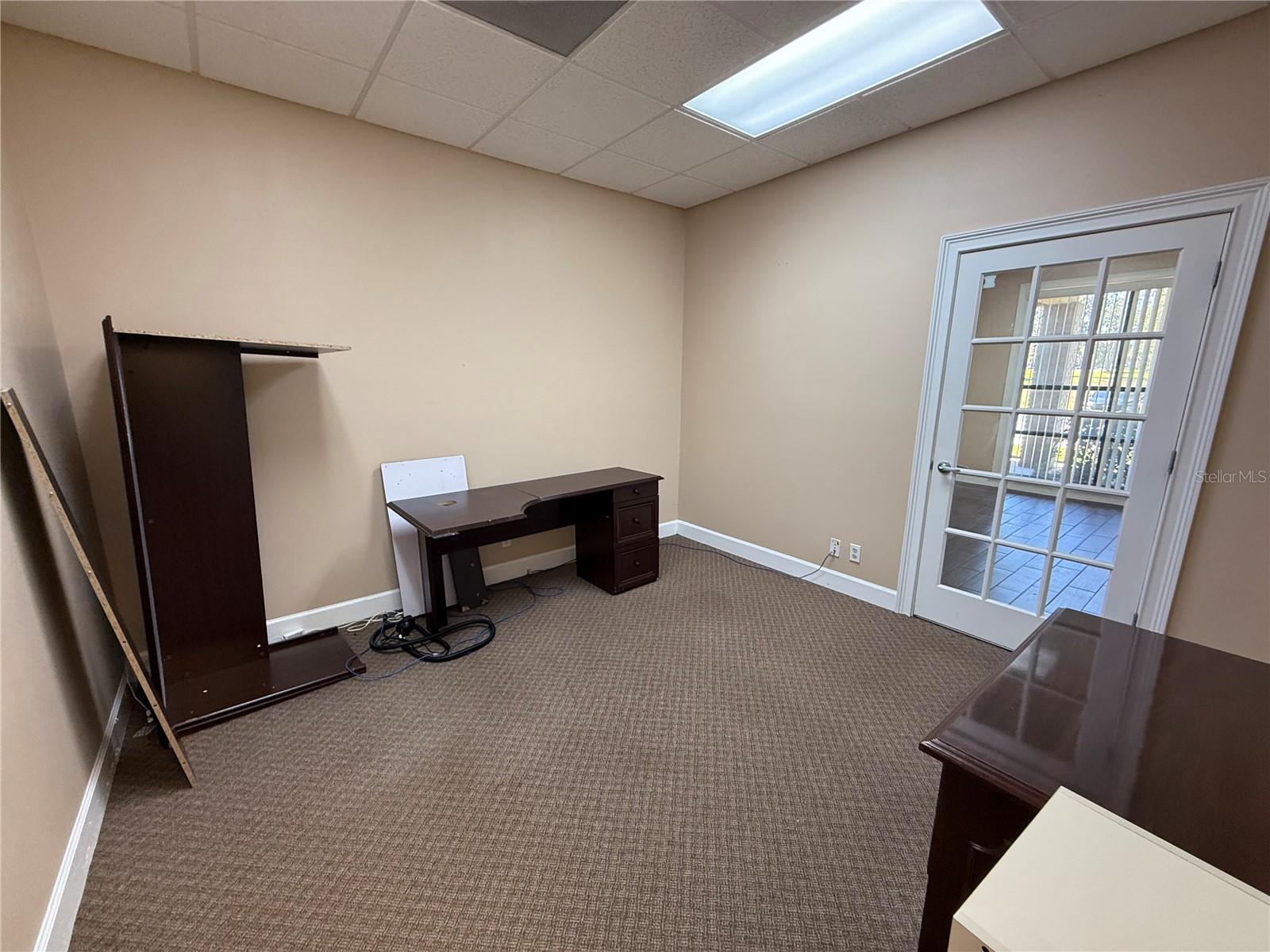 HIGHLANDS PROFESSIONAL CENTER 02 - Commercial Lease