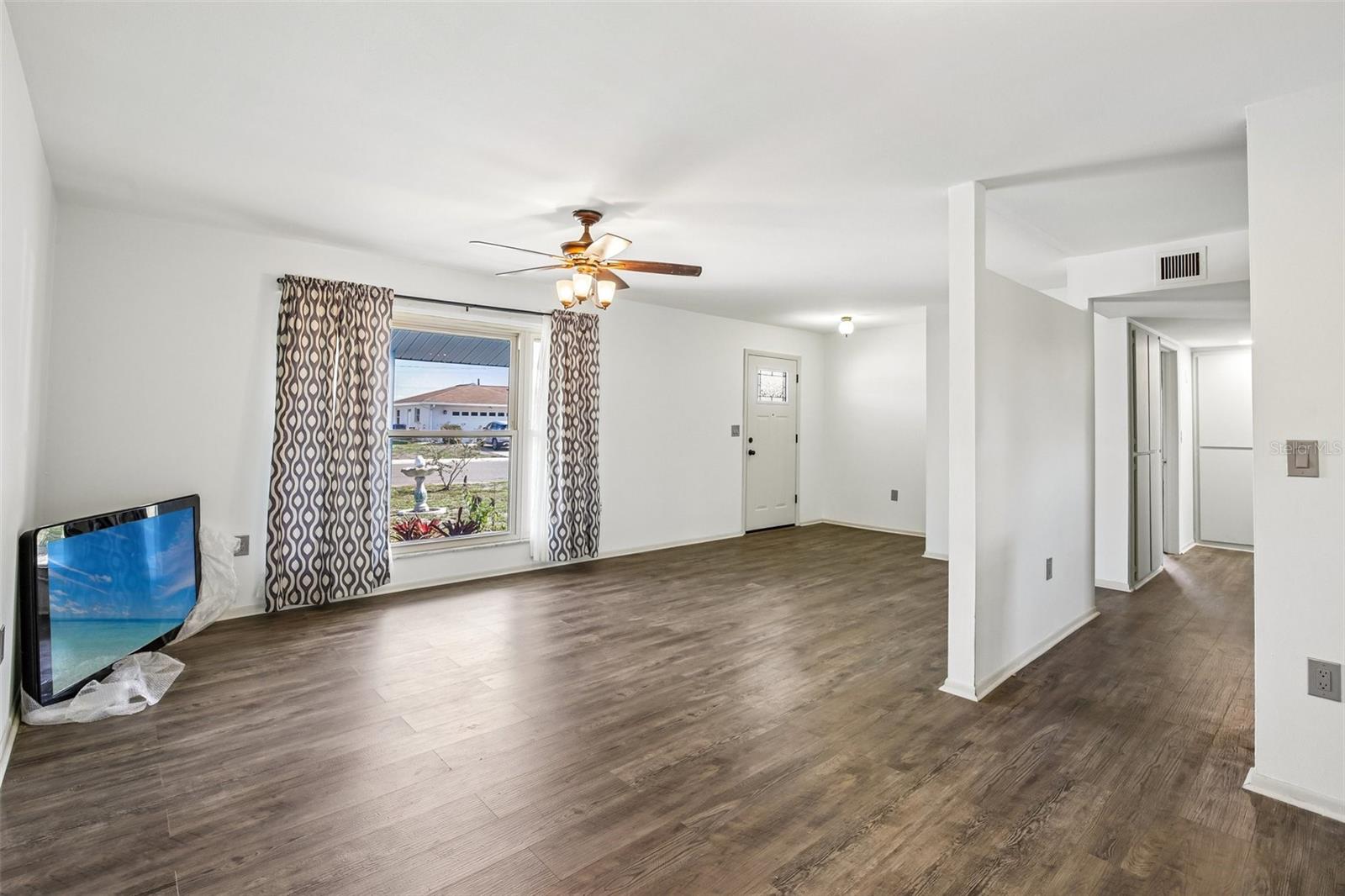 DEL WEBBS SUN CITY FLORIDA UN - Residential