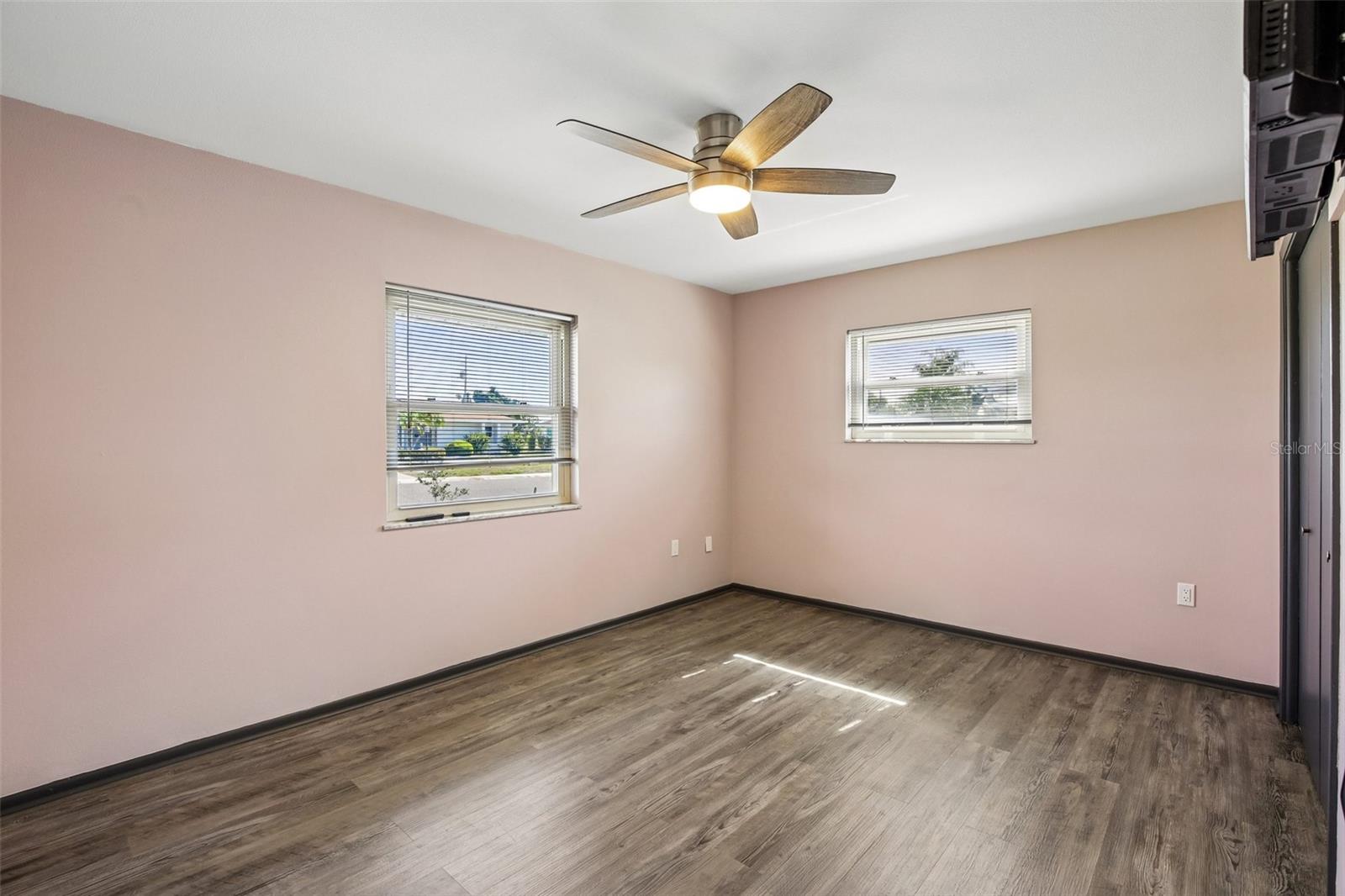 DEL WEBBS SUN CITY FLORIDA UN - Residential