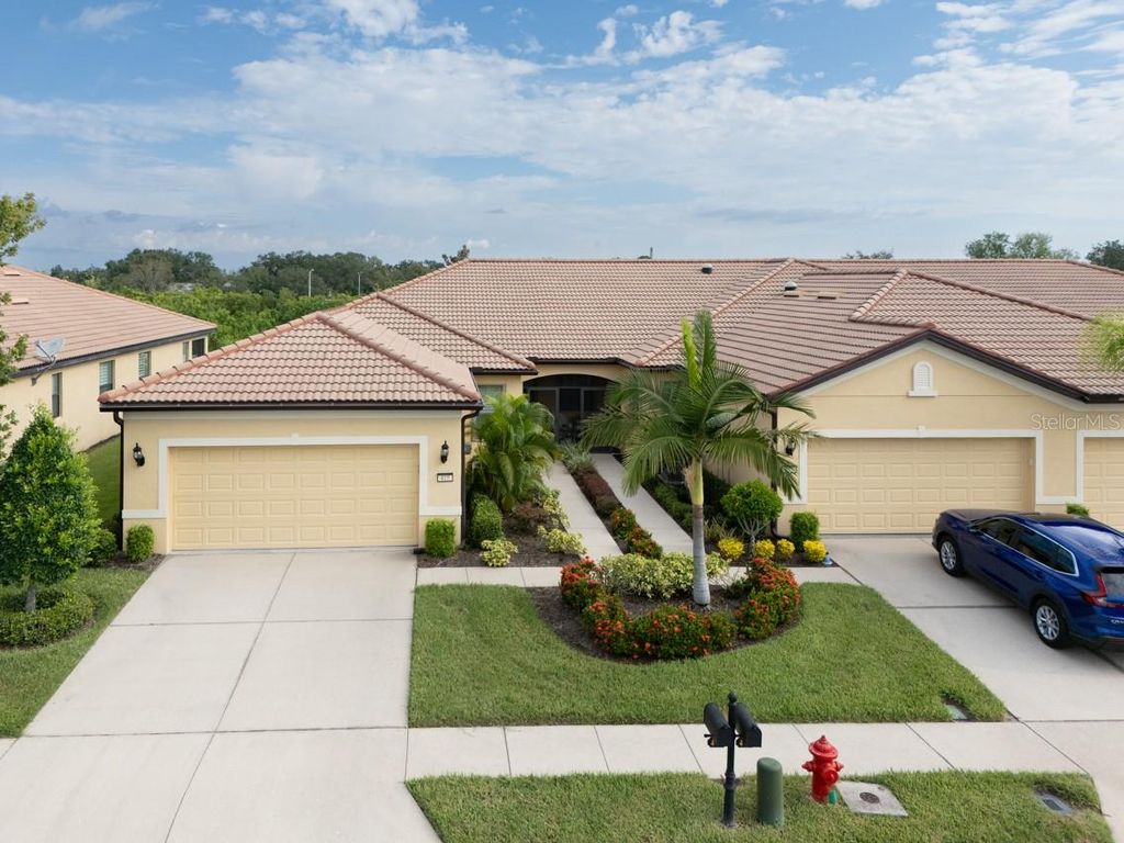 Photo of 415 Brandywine Falls Court, Apollo Beach, FL 33572 (MLS # TB8422958)