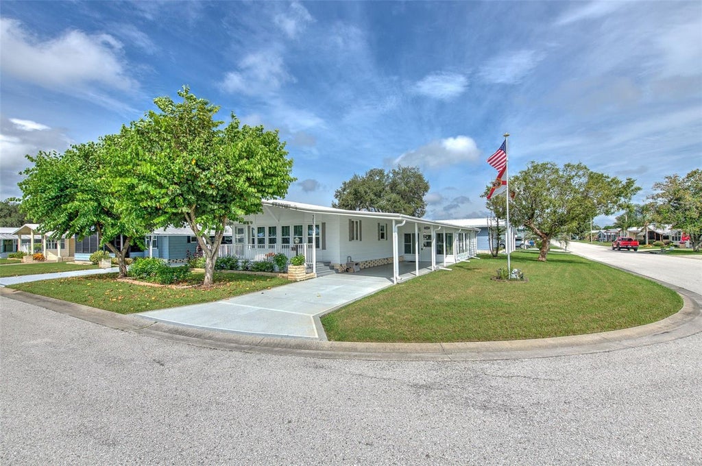 Photo of 35207 Makenzie Street, Zephyrhills, FL 33541 (MLS # TB8557329)