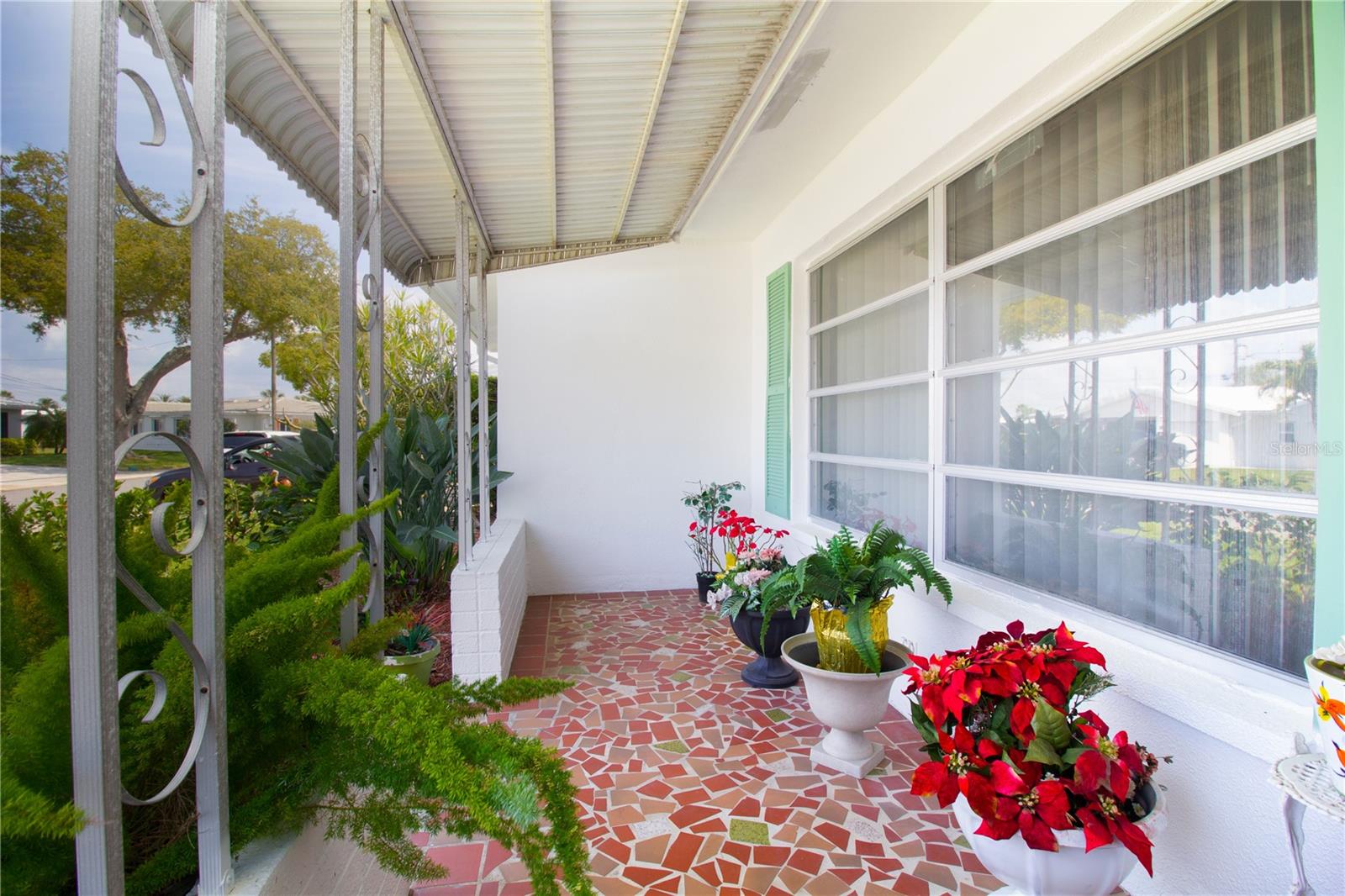 MAINLANDS - Residential