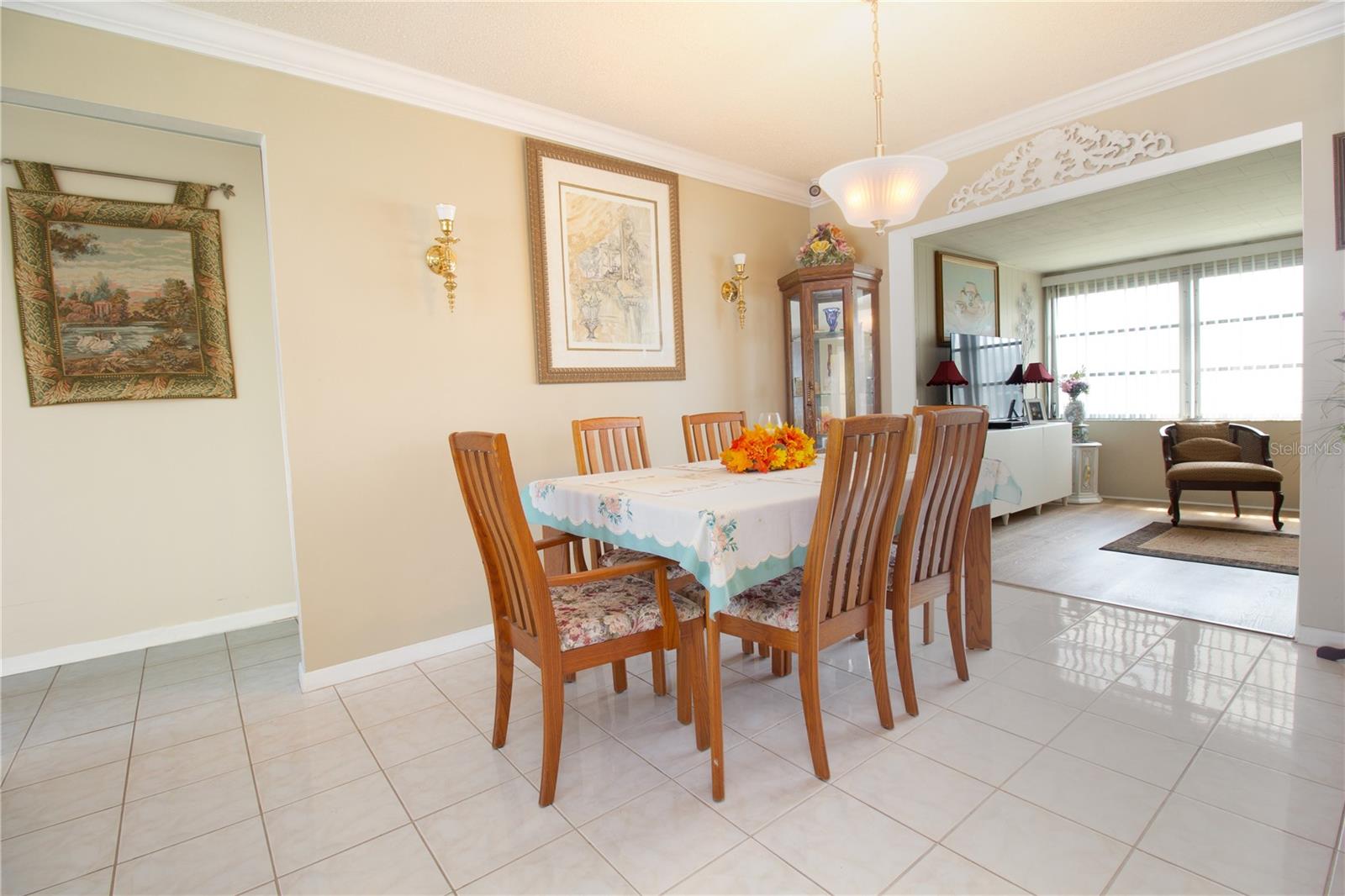 MAINLANDS - Residential