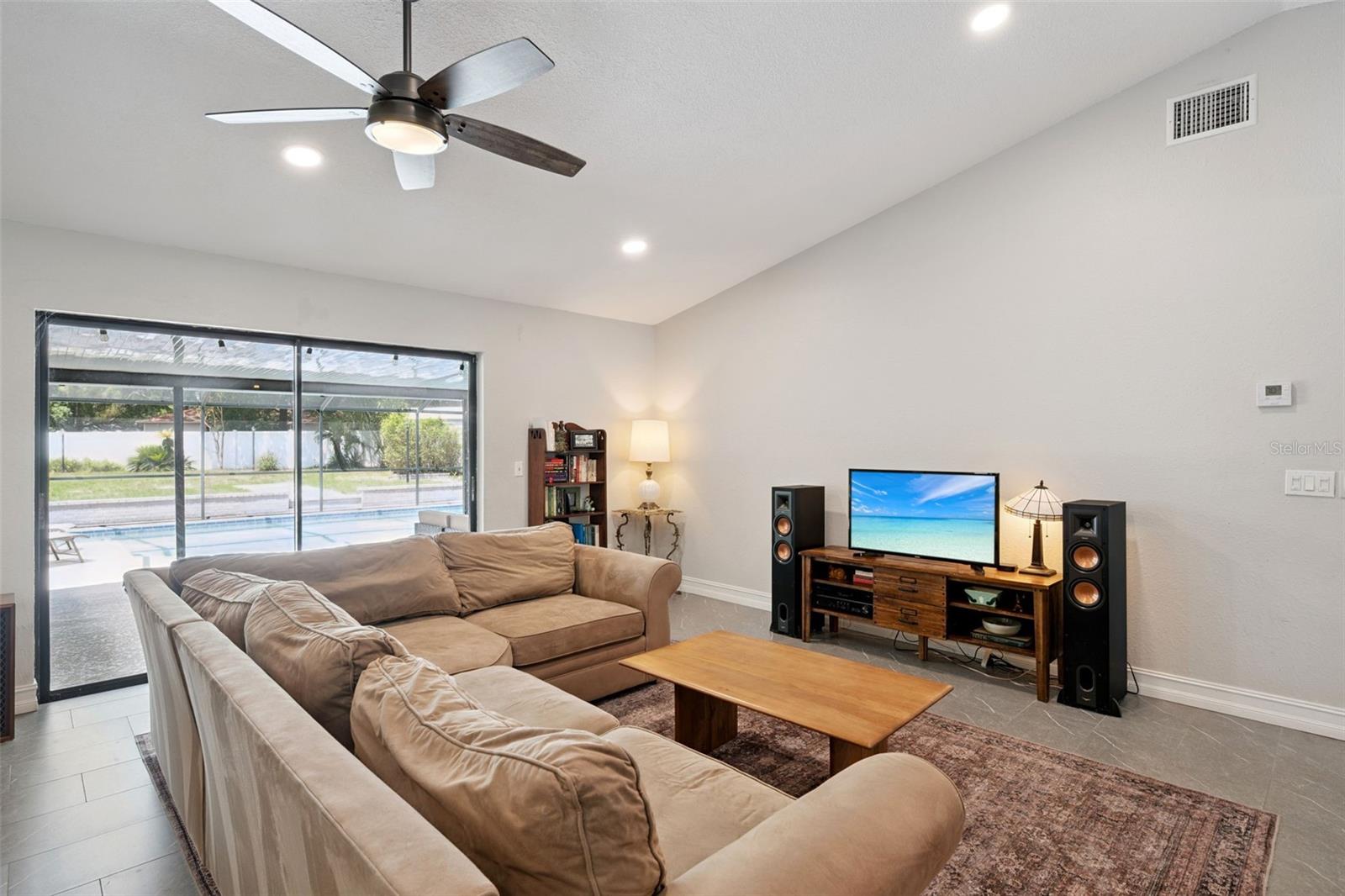 FOXWOOD PH 3 1ST ADD - Residential