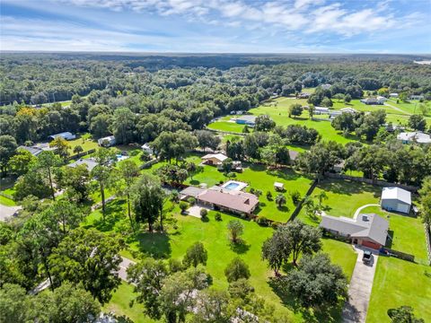 A home in DELAND