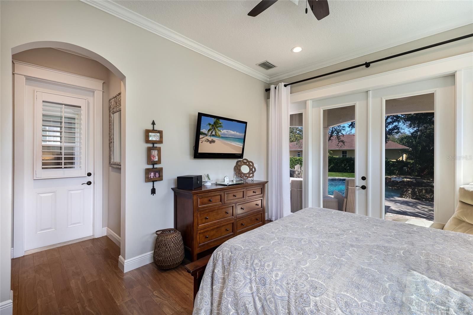 LOOP OF NORTHWEST BRADENTON - Residential