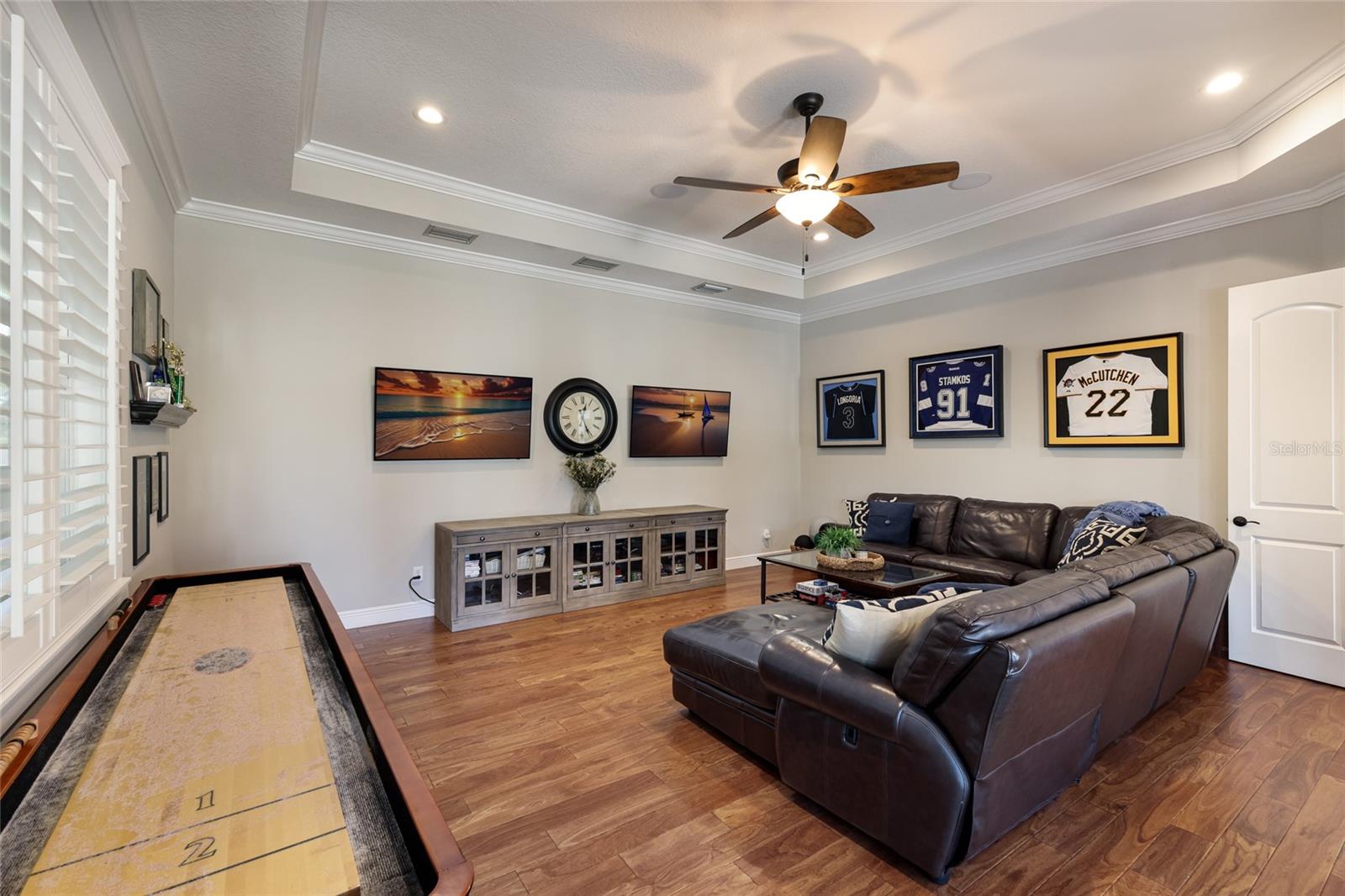 LOOP OF NORTHWEST BRADENTON - Residential