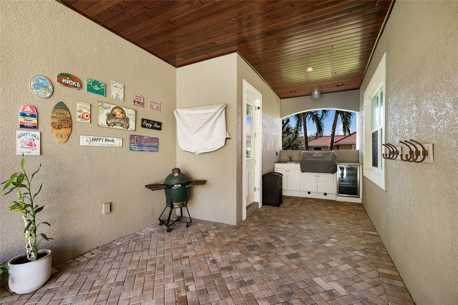 LOOP OF NORTHWEST BRADENTON - Residential