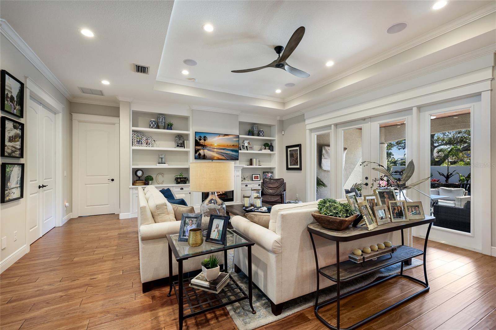 LOOP OF NORTHWEST BRADENTON - Residential