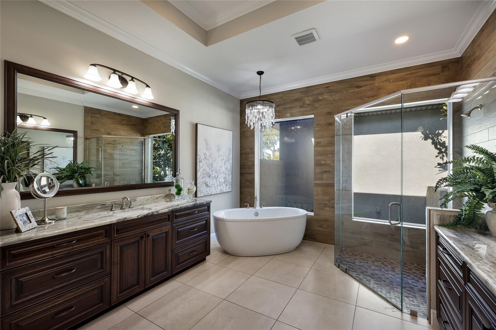 LOOP OF NORTHWEST BRADENTON - Residential