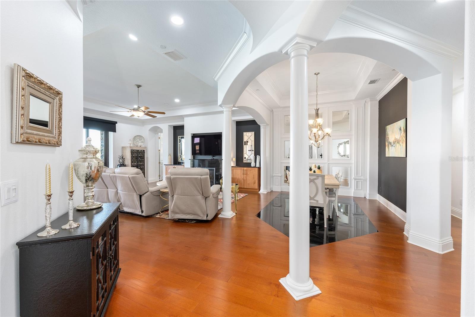 POINTE VISTA CONDO - Residential