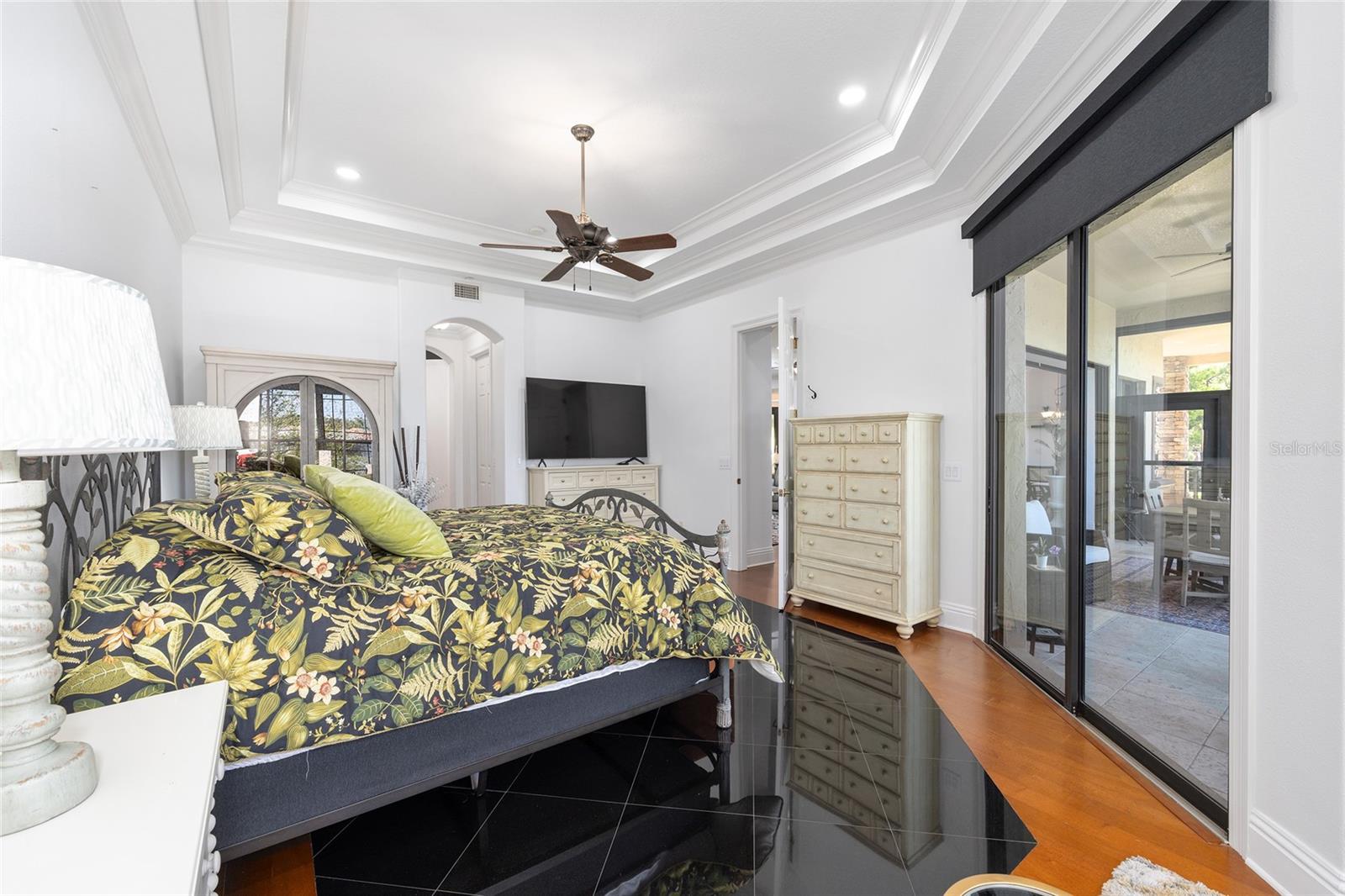 POINTE VISTA CONDO - Residential