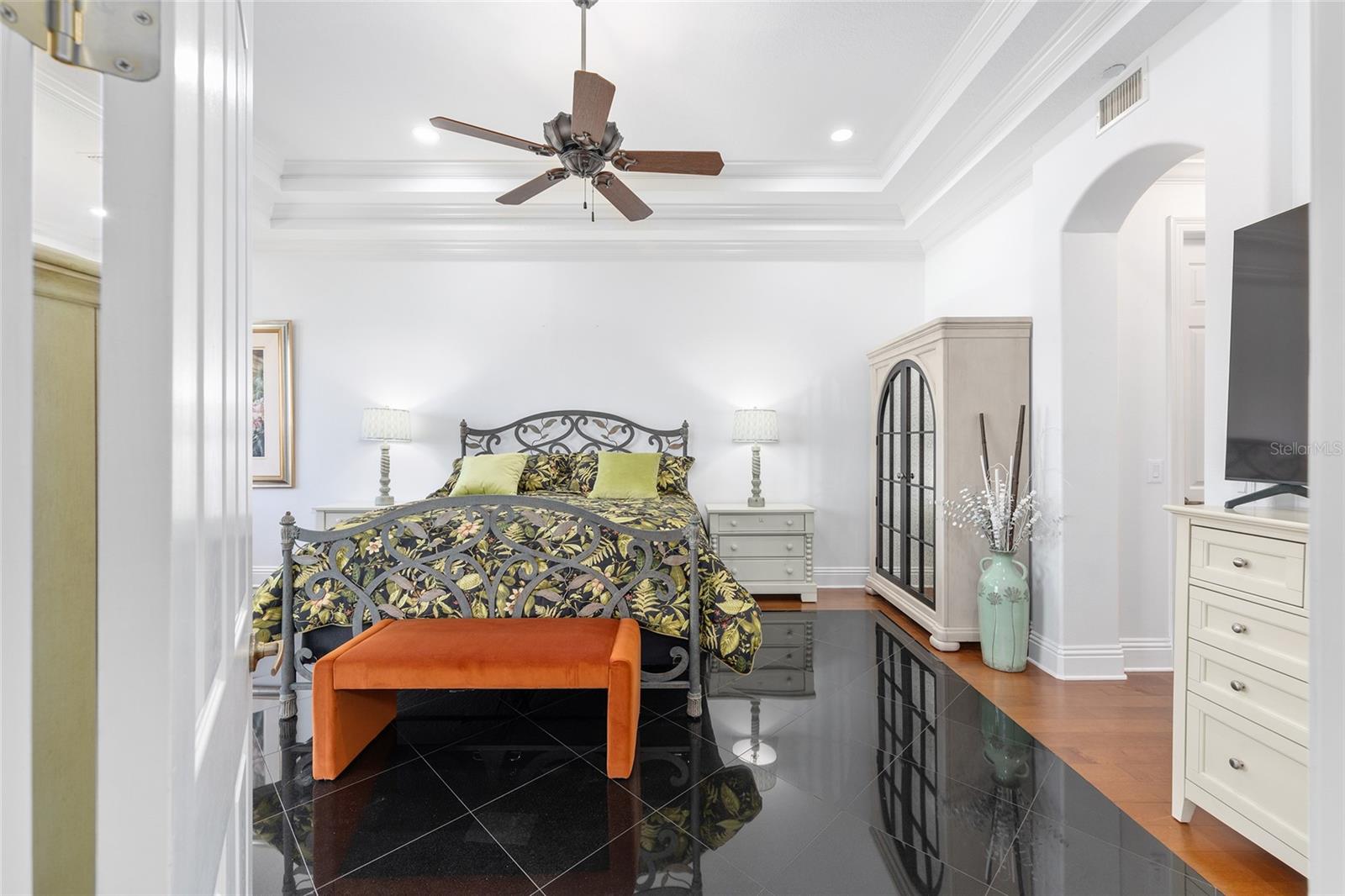 POINTE VISTA CONDO - Residential