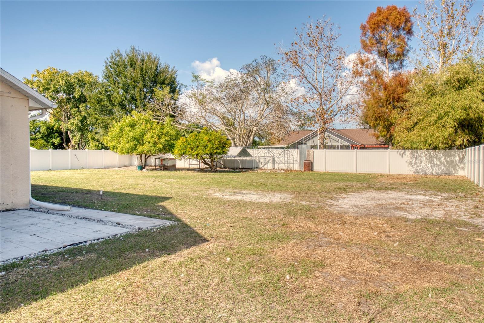 KINGS CREST PH 01 - Residential Lease