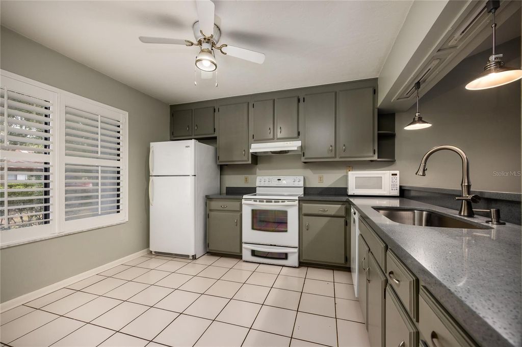 Photo of 3711 NW 56th Lane, Gainesville, FL 32653 (MLS # GC534661)