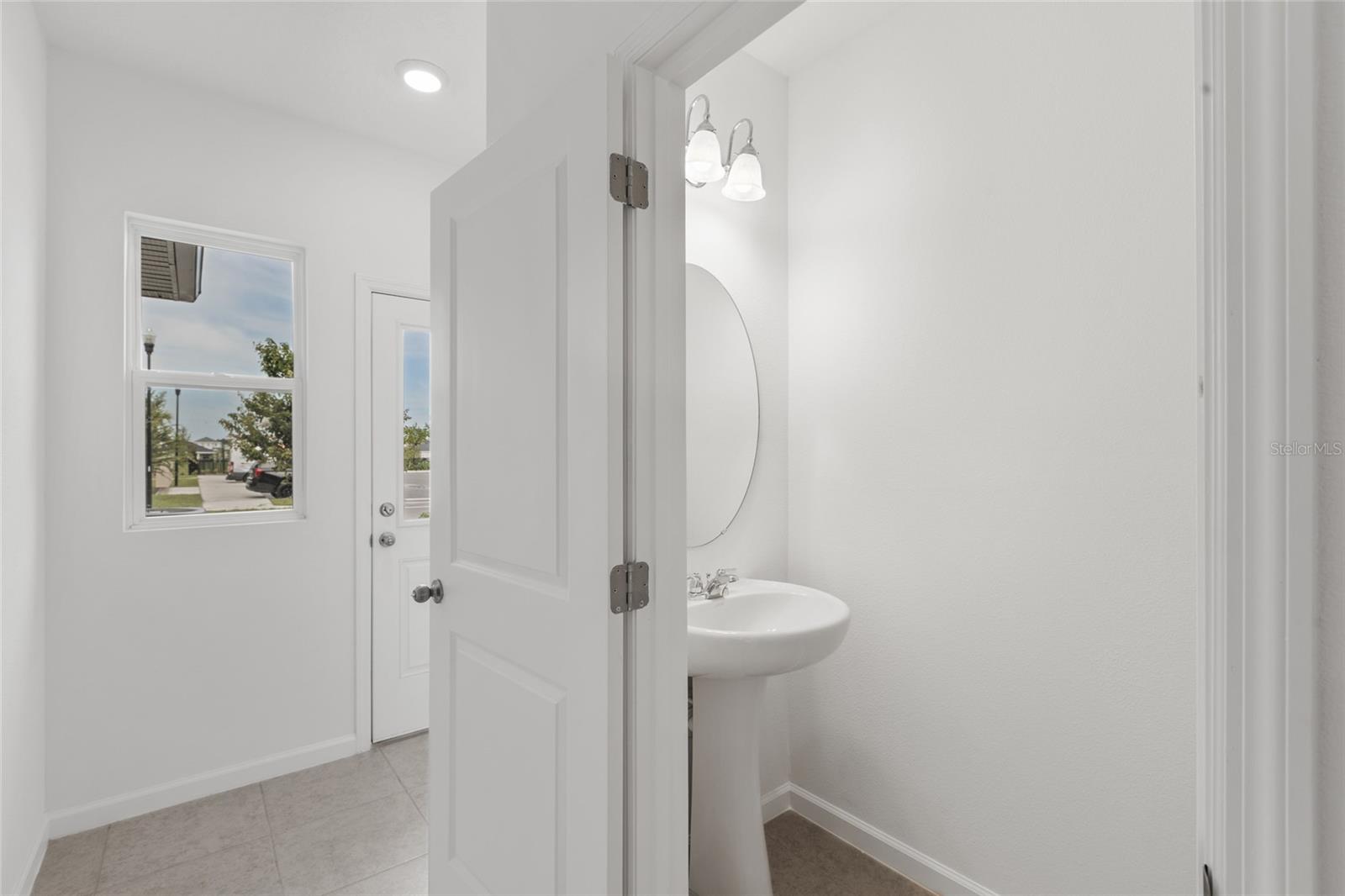 ASHFORD PLACE - Residential Lease