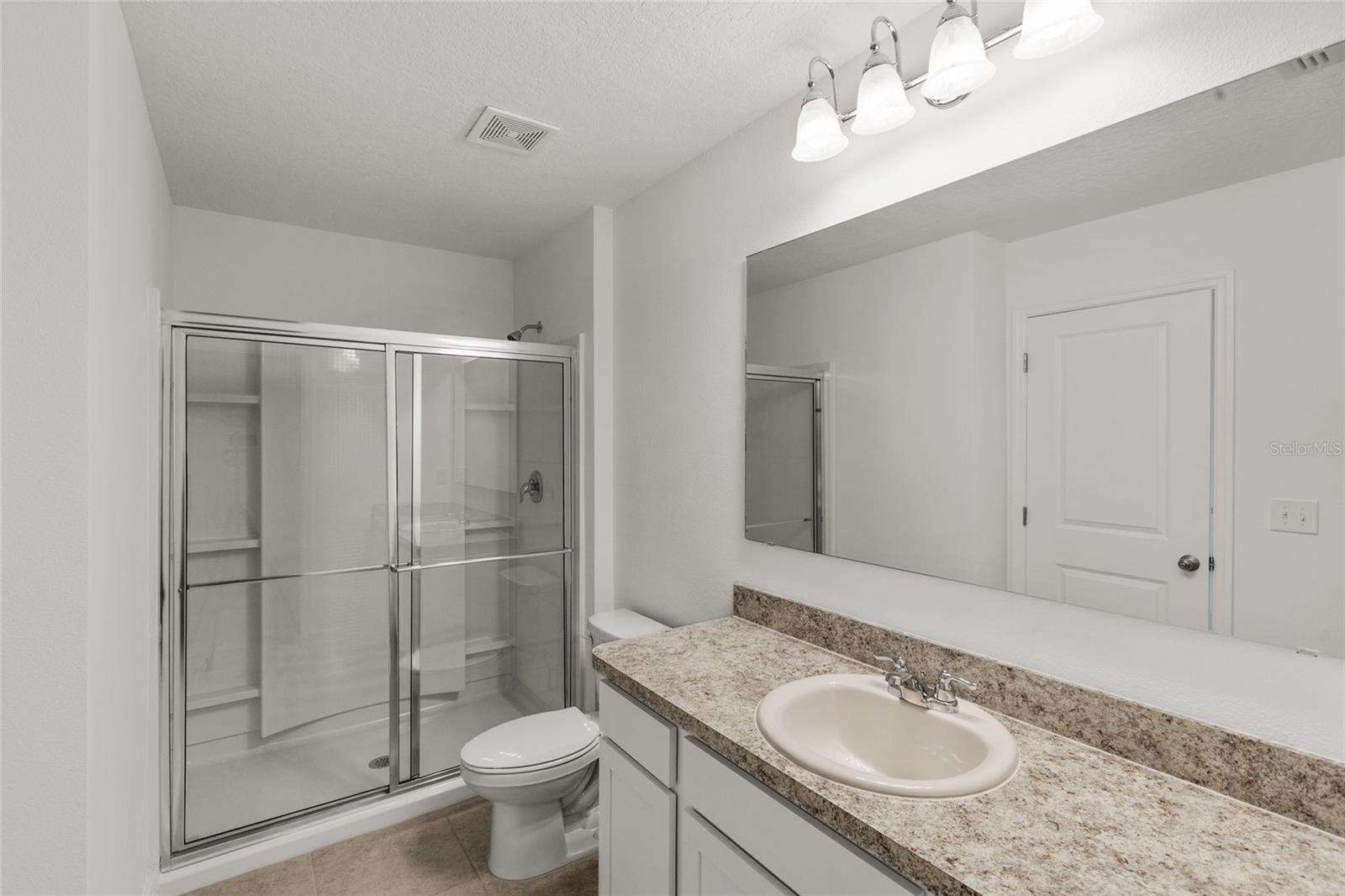 ASHFORD PLACE - Residential Lease