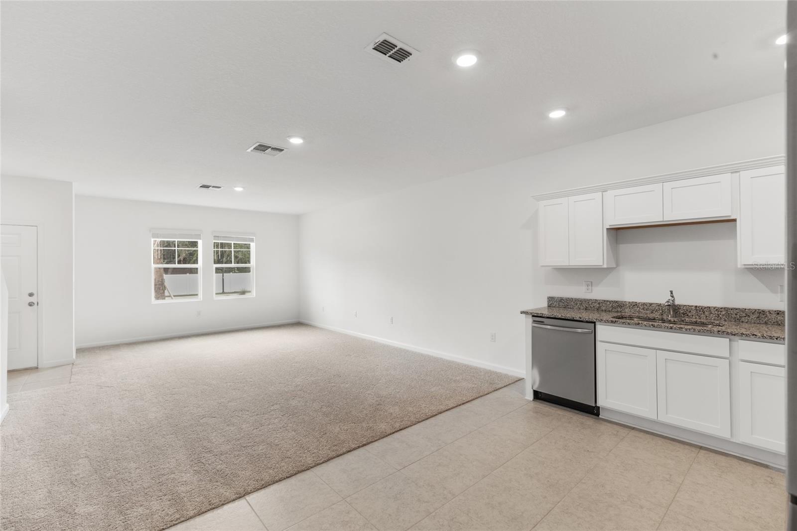 ASHFORD PLACE - Residential Lease