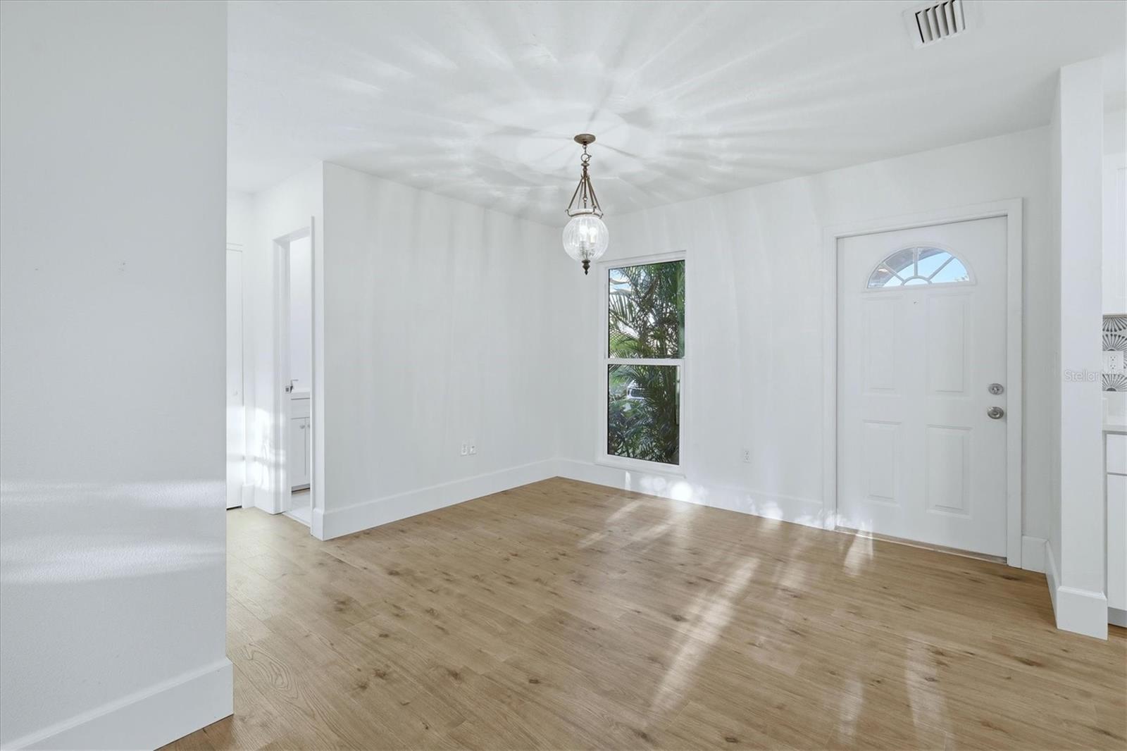 CORTEZ VILLAS CONDO 4 PH B - Residential