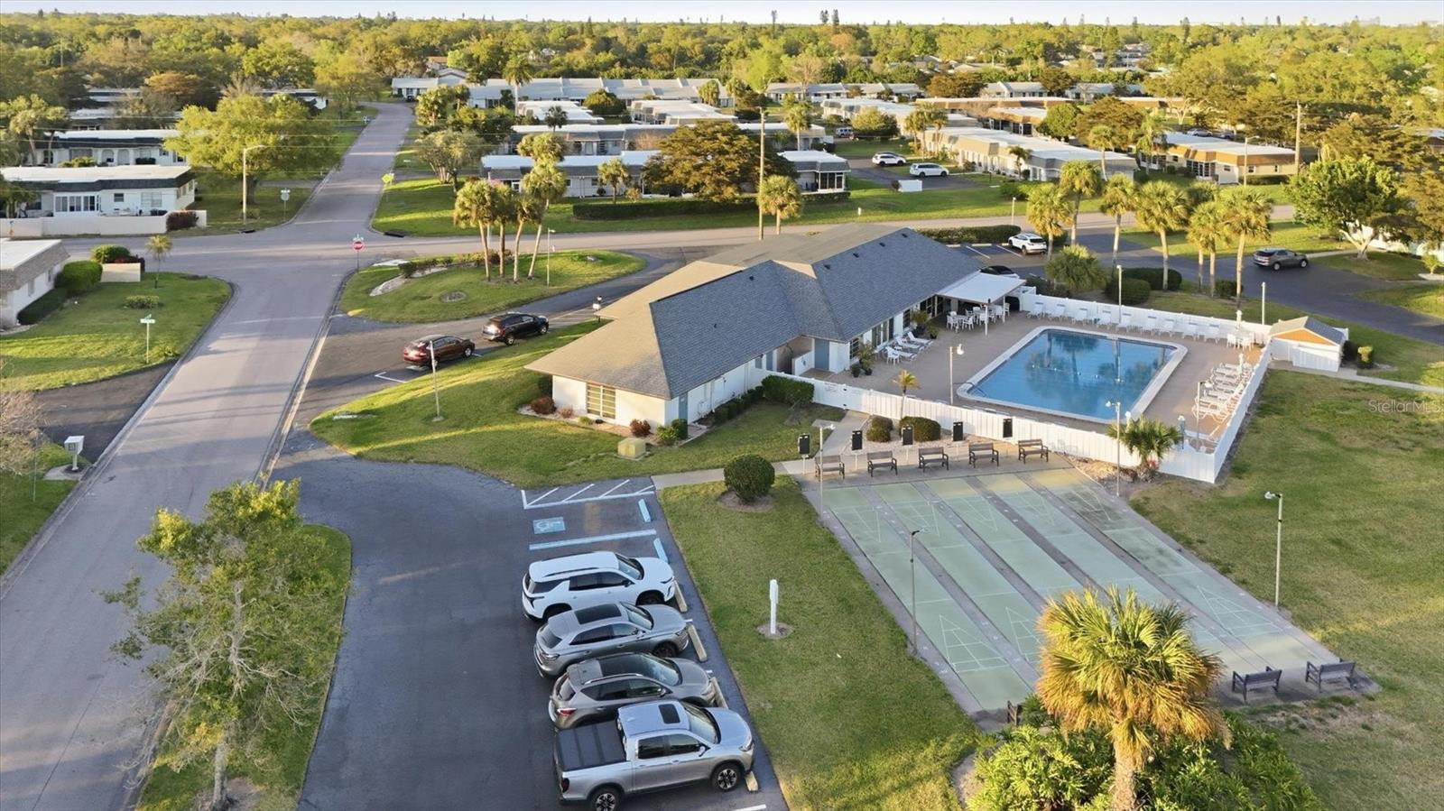 CORTEZ VILLAS CONDO 4 PH B - Residential