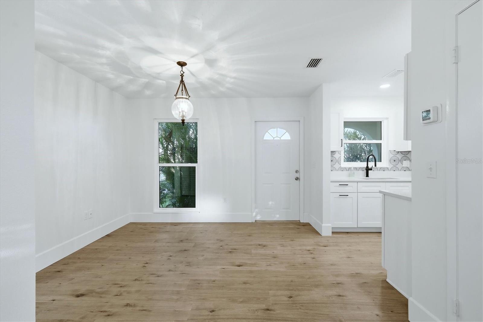 CORTEZ VILLAS CONDO 4 PH B - Residential