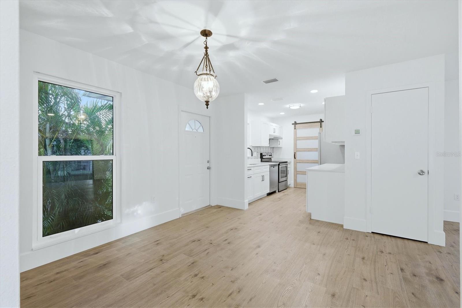 CORTEZ VILLAS CONDO 4 PH B - Residential