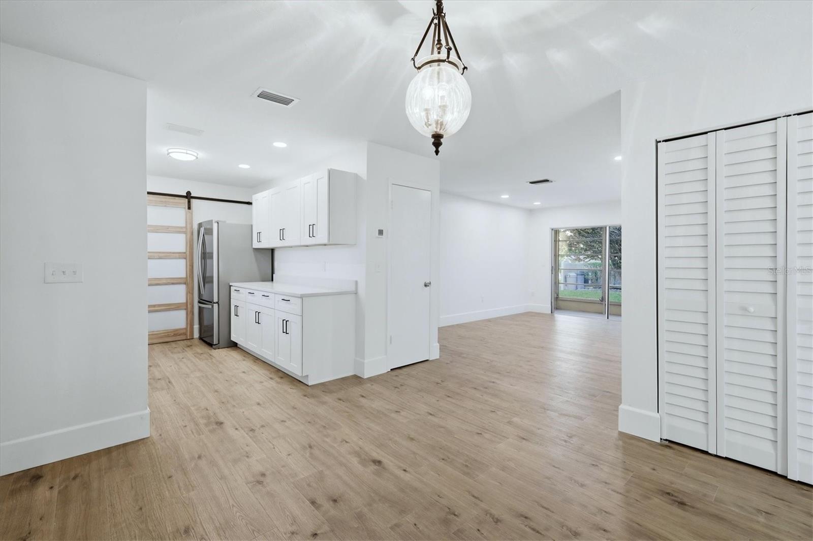 CORTEZ VILLAS CONDO 4 PH B - Residential