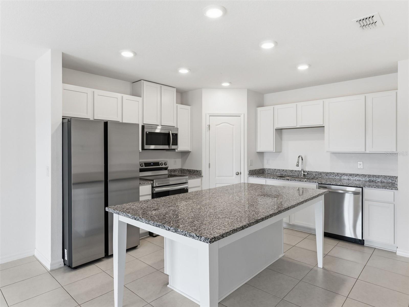 32156 POND APPLE BEND